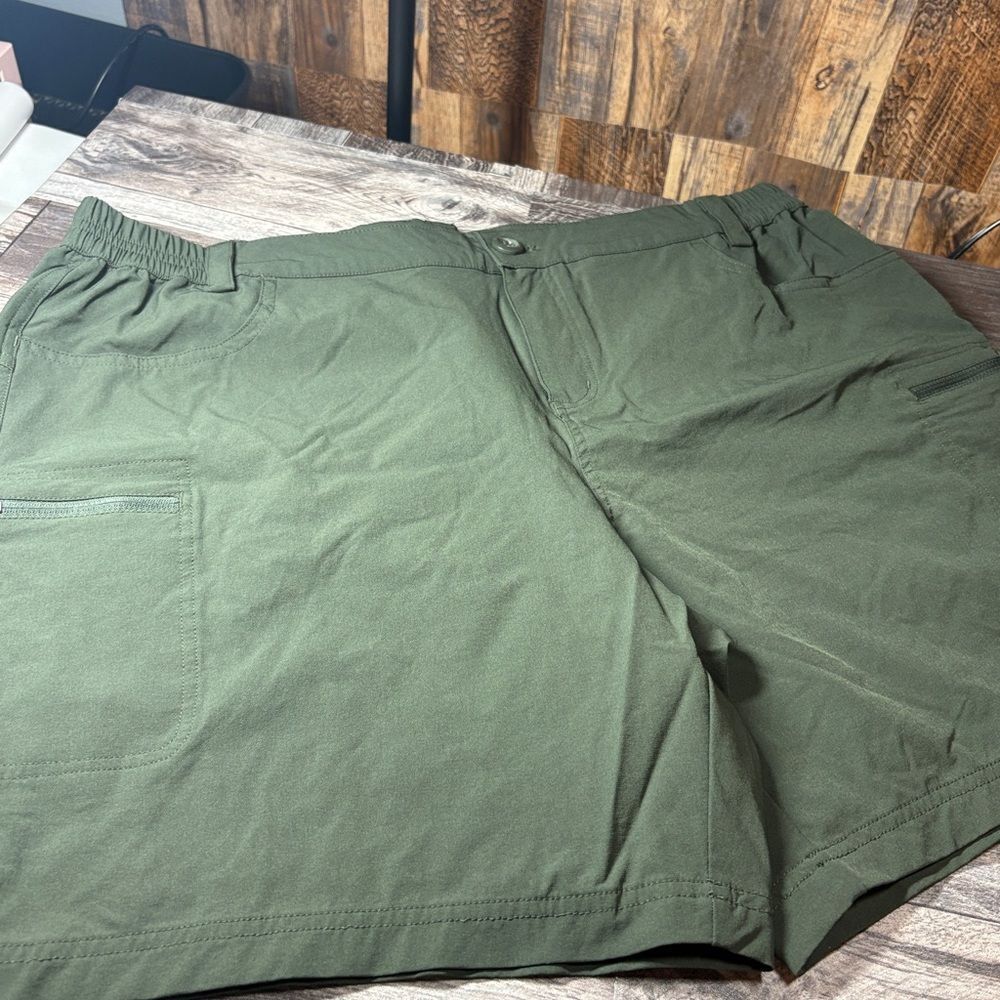 Olive Green Men's Shorts WILlIT